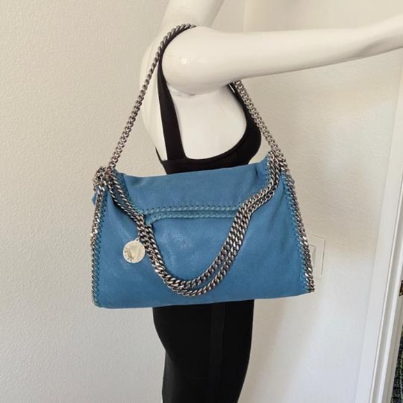 STELLA MCCARTNEY blue
Falabella Tote. Large - Picture 9 of 12